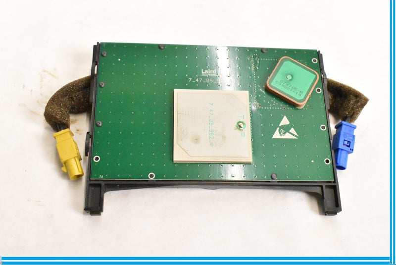 Load image into Gallery viewer, 10-18 Jaguar XJ XJL X351 Rear Interior Roof Antenna Amplifier AW9319C089CB Oem

