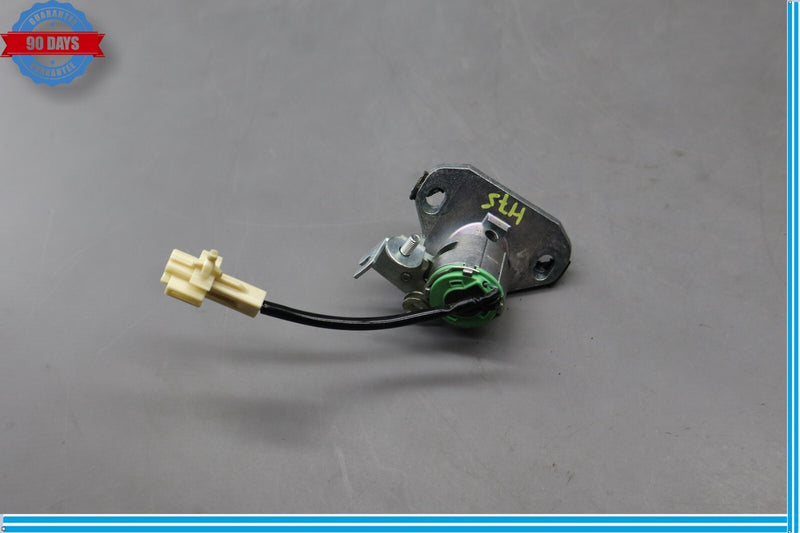 Load image into Gallery viewer, 07-09 Lexus LS460 LS460L XF40 Rear Trunk Deck Lid Key Lock Cylinder OEM
