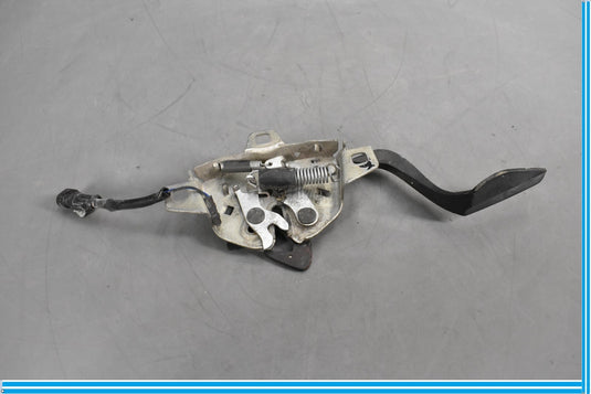 03-12 Maserati Quattroporte M139 Front Hood Bonnet Release Lock Handle Lever Oem