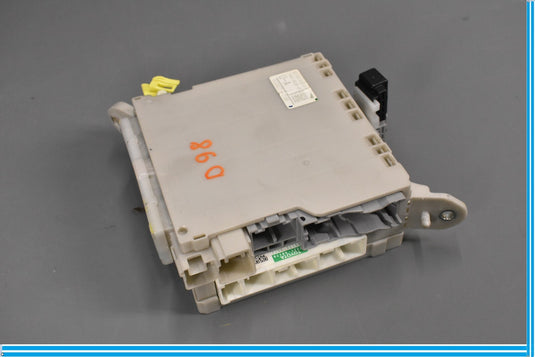 07-09 Lexus LS460 Front Left Driver Side Lower Fuse Junction Box 8273050150 Oem