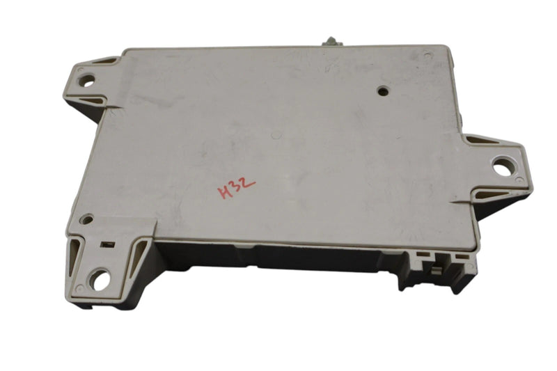 Load image into Gallery viewer, 02-05 Ford Thunderbird Cabin Fuse Relay Junction Box Module Unit Oem
