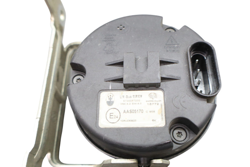 Load image into Gallery viewer, 14-22 Maserati Levante S Ghibli Anti Theft Alarm Horn Siren 6700017230 Oem
