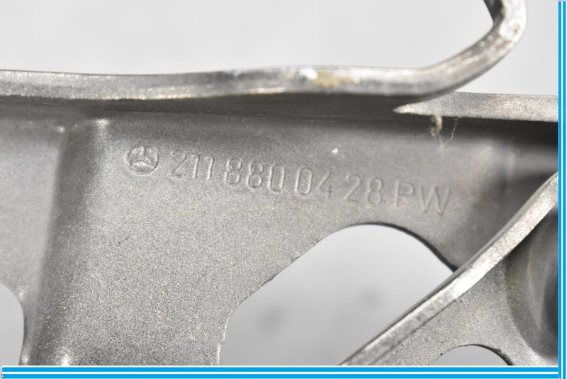 Load image into Gallery viewer, 06-11 Mercedes CLS550 CLS500 W219 Front Right Passenger Engine Hood Hinge Oem
