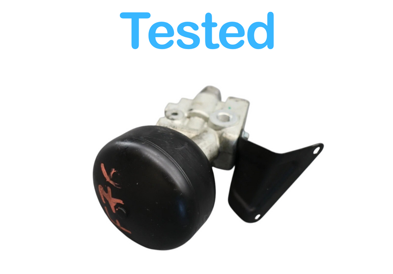 Load image into Gallery viewer, 00-06 Mercedes S600 CL500 Pressure Relief Valve ABC Hydraulic Suspension Oem
