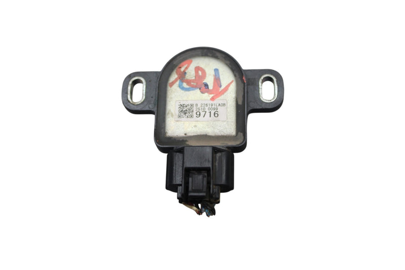 Load image into Gallery viewer, 11-17 Infiniti QX56 QX80 Left Engine Camshaft Cam Shaft Position Sensor Oem
