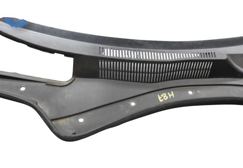 Load image into Gallery viewer, 14-17 Maserati Ghibli Windshield Wiper Cowl Trim Cover Panel Black 670010468 Oem
