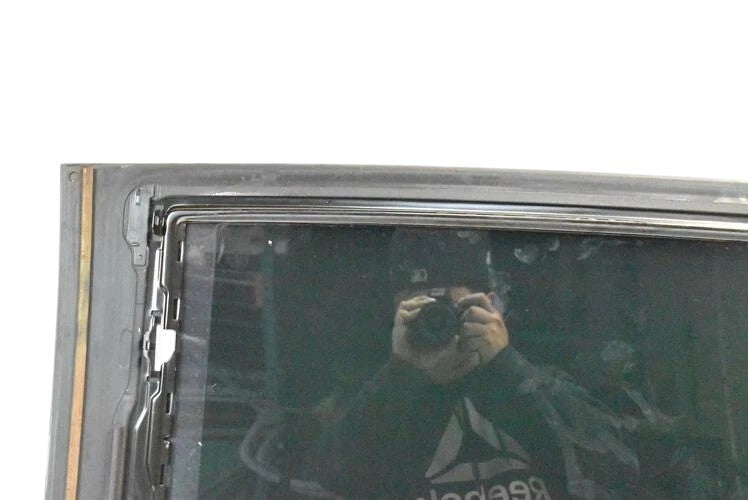 Load image into Gallery viewer, 10-15 Jaguar XJ Top Upper Sunroof Sun Roof Glass Panel AW93A502B98AD OEM
