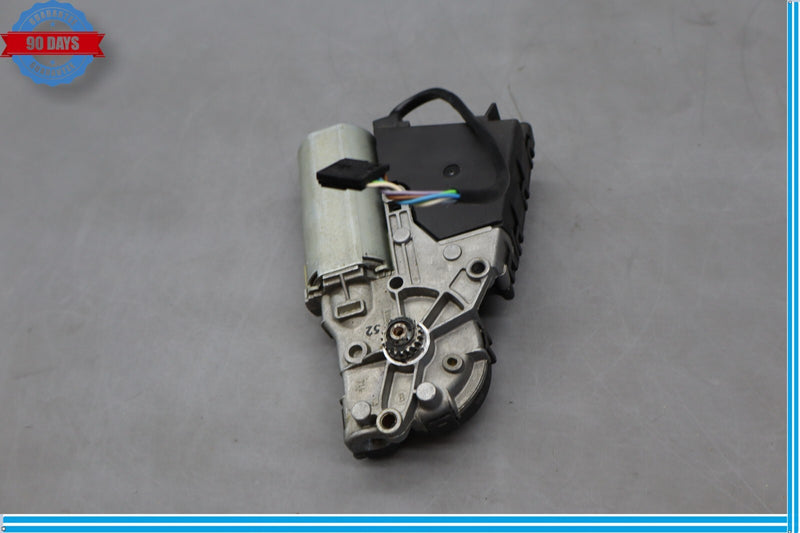 Load image into Gallery viewer, 03-10 Porsche Cayenne 955 Turbo Sunroof Sun Roof Motor 8D0959591C Oem

