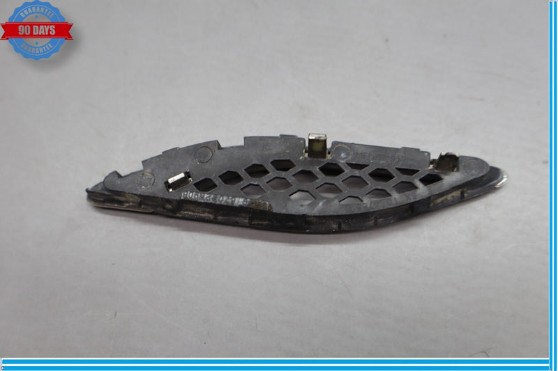 Load image into Gallery viewer, 14-21 Maserati Ghibli M157 Right Or Left Side Fender Grill Grille Molding Oem

