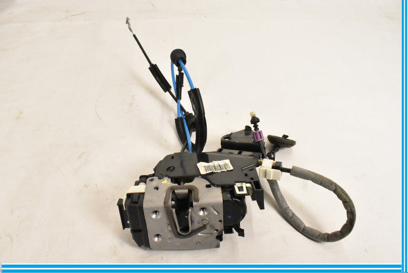 Load image into Gallery viewer, 08-11 Mercedes W204 C250 C300 C63 AMG Rear Left Side Door Lock Latch Actuator
