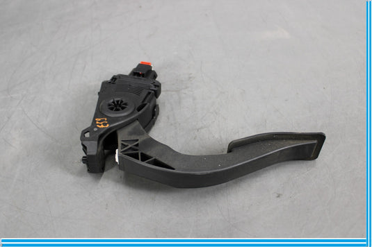 11-17 Audi A8 Quattro Front Gas Accelerator Throttle Pedal Oem