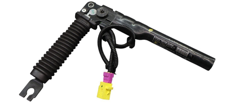 Load image into Gallery viewer, 11-13 Hyundai Equus Front Left Driver Side Seat Belt Seatbelt Pre-Tensioner Oem
