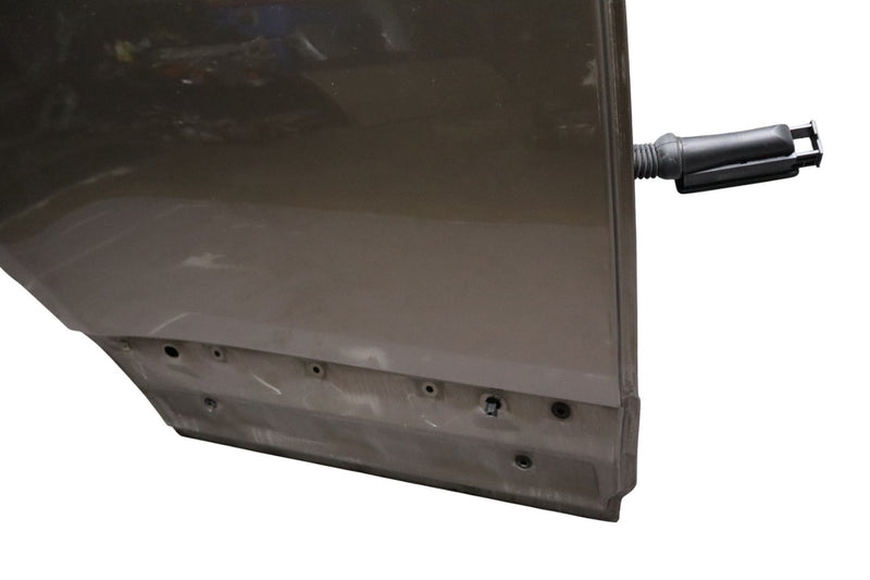 Load image into Gallery viewer, 12-19 LR Range Rover Evoque L538 Rear Right Side Exterior Door Panel Shell Oem
