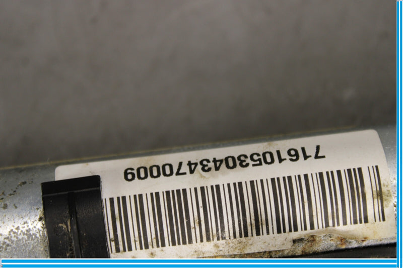Load image into Gallery viewer, 07-13 BMW X5 E70 Rear Left Driver Side Seatbelt Receiver 3055372 Oem

