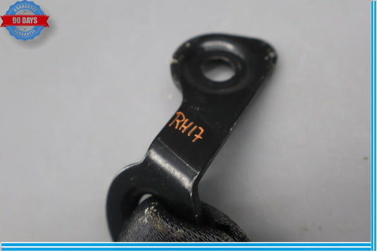 08-15 Mercedes C300 C350 C63 AMG Front Right Side Seatbelt Seat Belt Buckle Oem