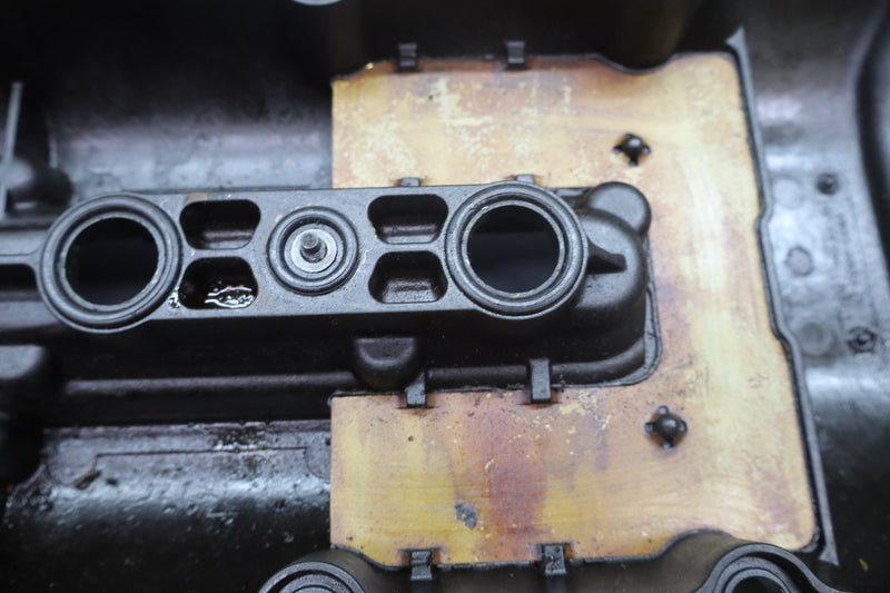 Load image into Gallery viewer, 97-03 Jaguar X100 XK8 XJ8 Left Engine Cylinder Head Camshaft Cover Oem
