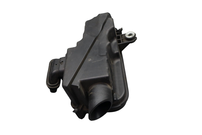 Load image into Gallery viewer, 12-16 Hyundai Equus Engine Air Cleaner Filter Housing Intake Box 281103M150 Oem

