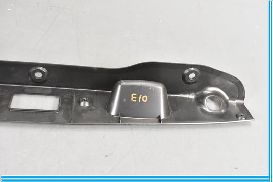 08-14 Mercedes W204 C250 C350 Rear Trunk Tailgate Lid Tailgate Handle Trim Oem