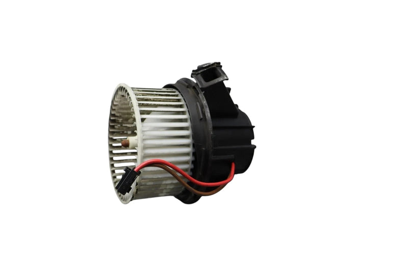 Load image into Gallery viewer, 11-20 Mercedes CLS550 E350 E550 AC A/C Heater Fan Blower Motor A2128200708 OEM
