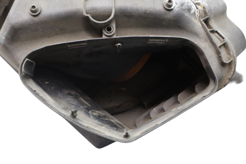 Load image into Gallery viewer, 12-18 Audi A7 A6 Quattro Engine Air Intake Cleaner Filter Box 4G0133836R Oem
