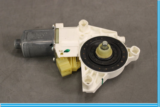 06-12 Mercedes W164 GL450 Front Right Side Window Regulator Motor Oem