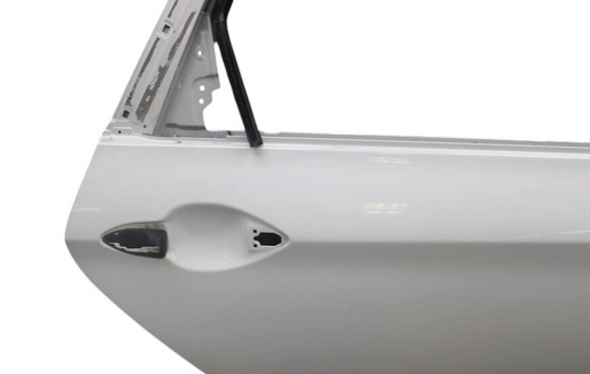 15-16 Hyundai Genesis Rear Right Passenger Side Door Cover Panel White OEM