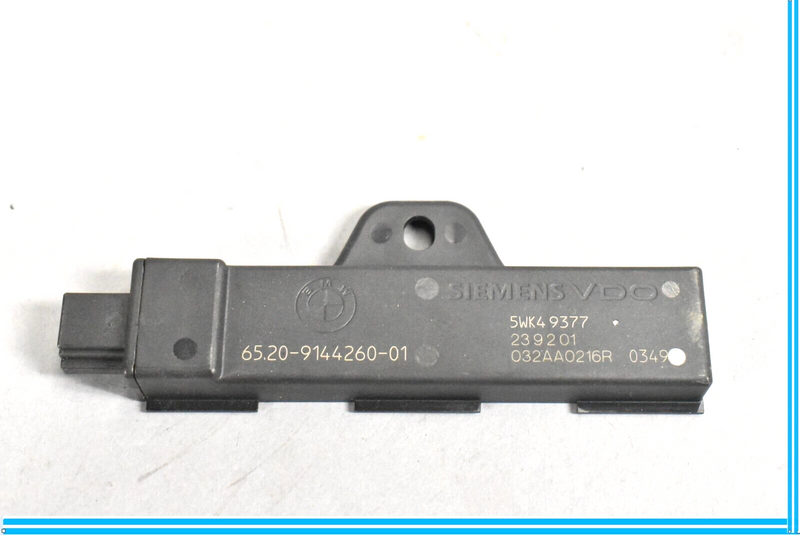 Load image into Gallery viewer, 09-19 BMW 750Li 750i F01 F02 F07 F10 Keyless Entry Antenna 65209220832 Oem
