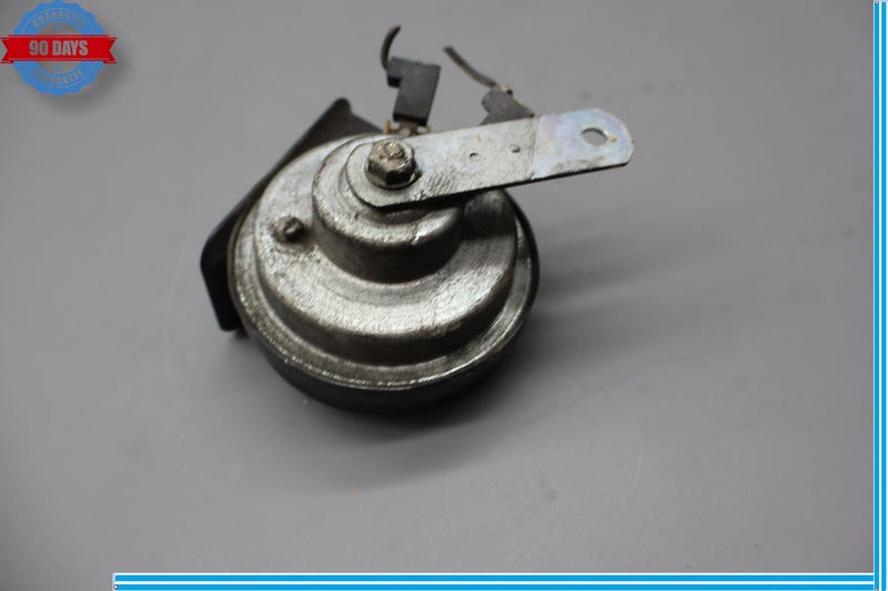 Load image into Gallery viewer, 03-05 Mercedes W209 CLK500 Right Passenger Side Low Pitch Horn 55906AM80S Oem
