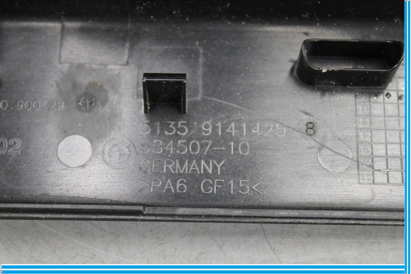 Load image into Gallery viewer, 09-15 BMW 750Li F01 F02 Rear Left Side Door Window Cover Panel Trim Oem
