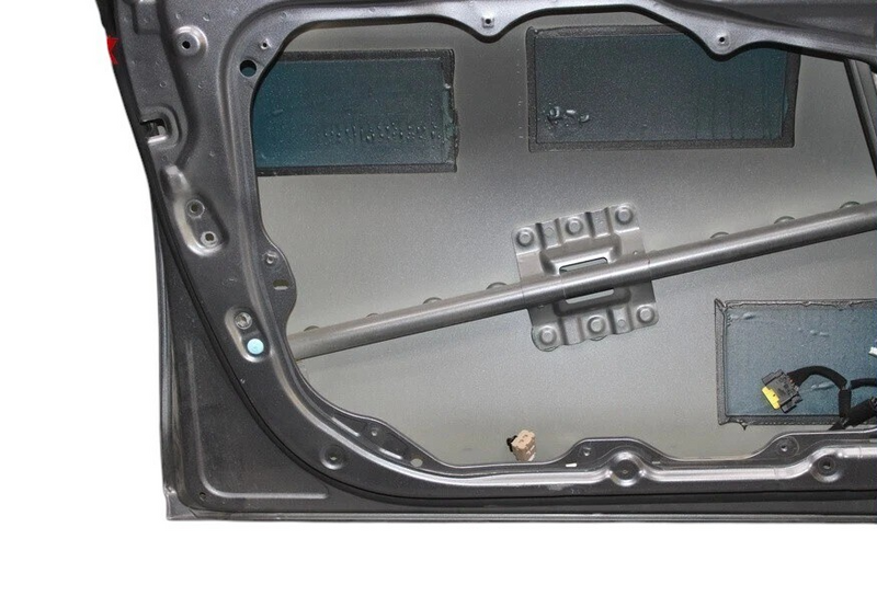 Load image into Gallery viewer, 15-16 Hyundai Genesis Front Left Driver Side Door Shell Cover Panel Assembly Oem
