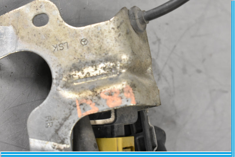 Load image into Gallery viewer, 12-18 Mercedes CLS550 W218 RWD Left Rear Suspension Height Level Sensor Oem
