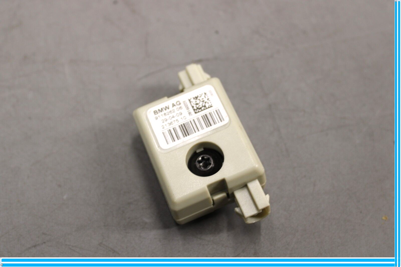 Load image into Gallery viewer, 09-15 BMW 750Li F01 F02 Radio Signal Trap Circuit Antenna Module 9118262 Oem
