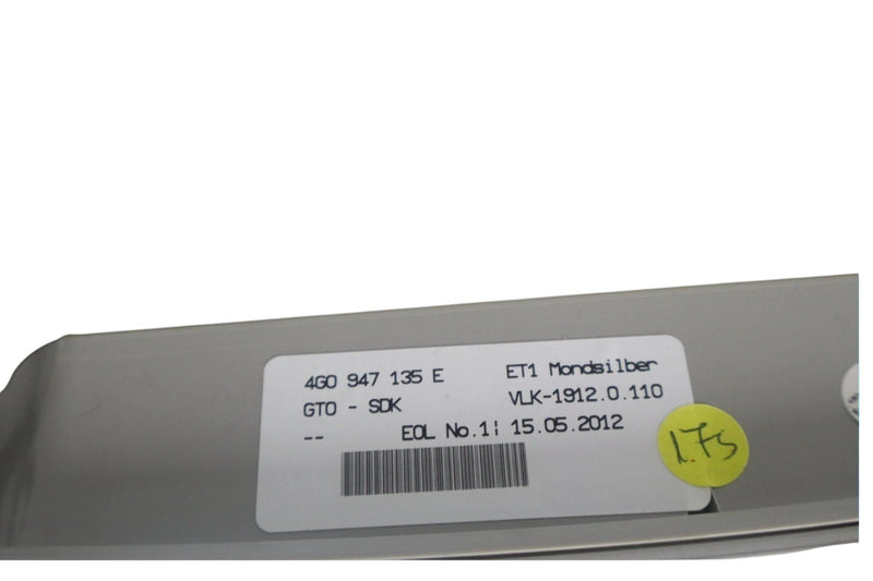 Load image into Gallery viewer, 12-18 Audi A7 Roof Overhead Console Dome Light Lamp Panel Switch Assembly OEM
