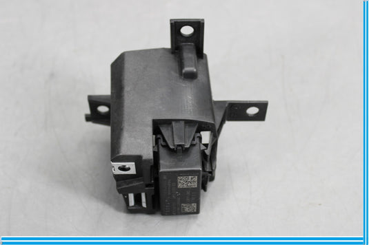 11-18 Audi A8 Front Ignition Switch Relay Cover Module Unit Oem