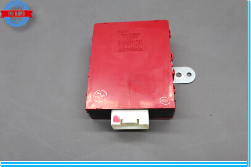 Load image into Gallery viewer, 02-05 Lexus SC430 Z40 Network Gateway Control Module Unit 8911124010 Oem
