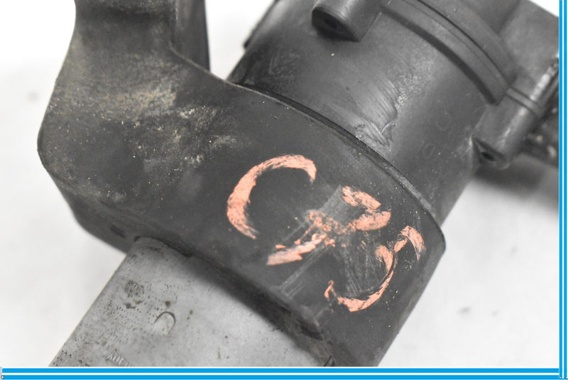 Load image into Gallery viewer, 09-11 Jaguar XF X250 AC A/C Air Conditioning Water Pump 2R8H18D473BC OEM
