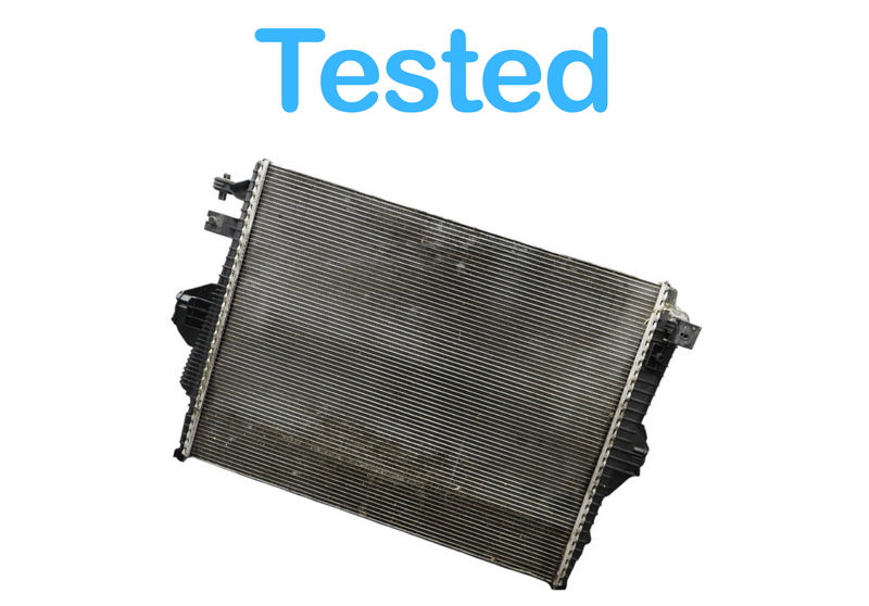 Load image into Gallery viewer, 11-17 Volkswagen VW Touareg Engine Water Cooling Radiator 95810613210 Oem
