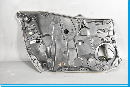 14-19 Mercedes W117 CLA250 Front Right Passenger Door Carrier Module Oem