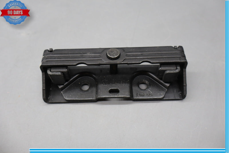 Load image into Gallery viewer, 03-12 Land Rover Range Rover HSE Rear Tailgate Lock Striker Latch Pin Plate Oem
