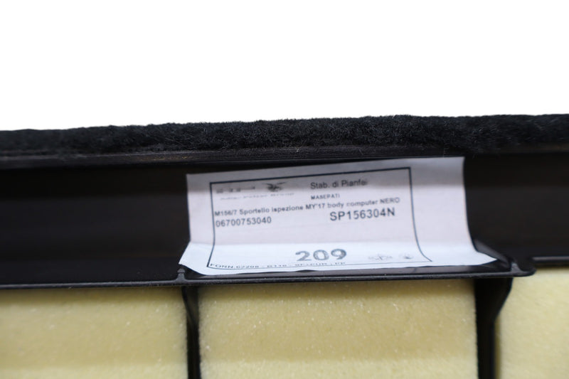 Load image into Gallery viewer, 14‑20 Maserati Ghibli Front Right Floor Access Trim Cover  6700753040 Oem
