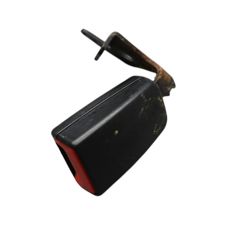Load image into Gallery viewer, 06-15 Mercedes W204 C250 C300 Rear Left Side Seat Belt Seatbelt Buckle Oem
