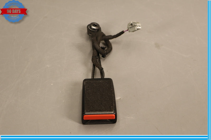 Load image into Gallery viewer, 14-21 Maserati Ghibli Front Right Passenger Side Seatbelt Seat Belt Buckle Oem
