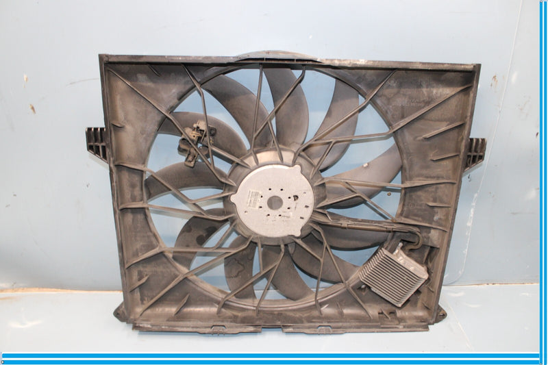 Load image into Gallery viewer, 06-12 Mercedes W164 GL550 Engine Radiator Cooling Fan Motor Shroud Assembly Oem

