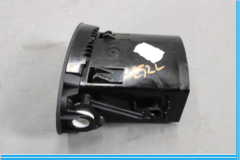 Load image into Gallery viewer, 05-11 Mercedes SLK280 SLK300 Right / Left Dash A/C AC Air Vent Trim Black Oem
