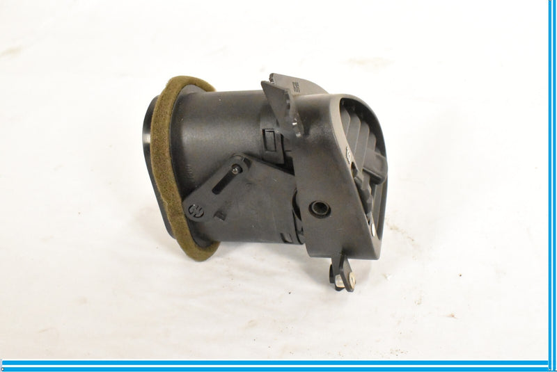 Load image into Gallery viewer, 97-06 Jaguar XKR XK8 X100 HVAC A/C Right Side Dash Dashboard Air Vent OEM
