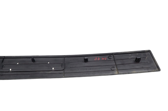 02-05 Ford Thunderbird Front Right Lower Door Well Seal Scuff Step Plate Oem