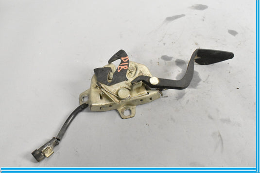 03-12 Maserati Quattroporte Front Hood Lock Latch Assembly Oem