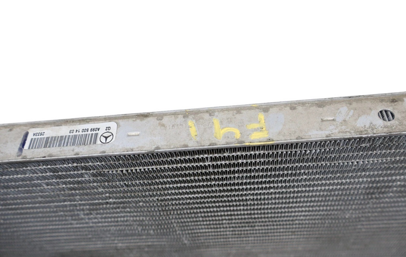 Load image into Gallery viewer, 13-19 Mercedes GL450 GL550 GLS550 Engine Water Cooling Coolant Radiator Oem

