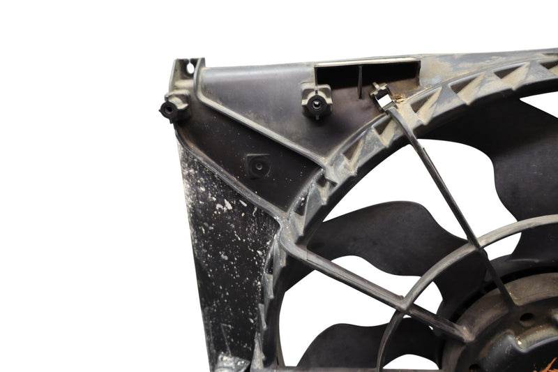 Load image into Gallery viewer, 11-16 Hyundai Equus Engine Radiator Cooling Fan Motor Assembly Oem
