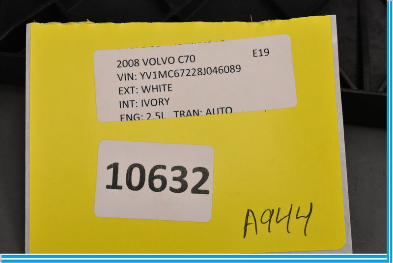 Load image into Gallery viewer, 06-13 Volvo C70 Front Right Roof Sun Visor Trim Liner Support Mount Bracket Oem
